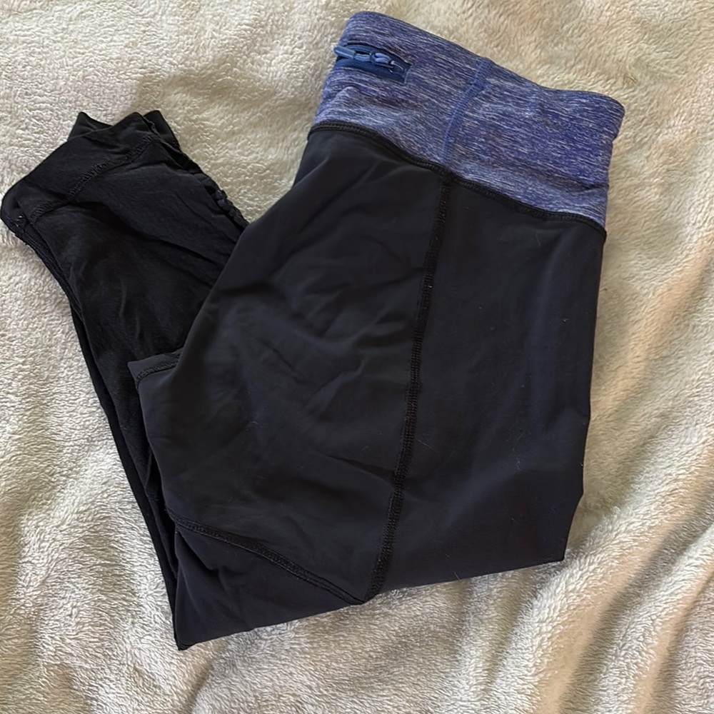 lululemon athletica Black and Blue Athletic Capris